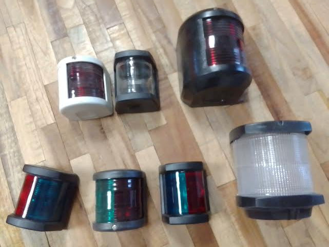 Lot de feu de navigation