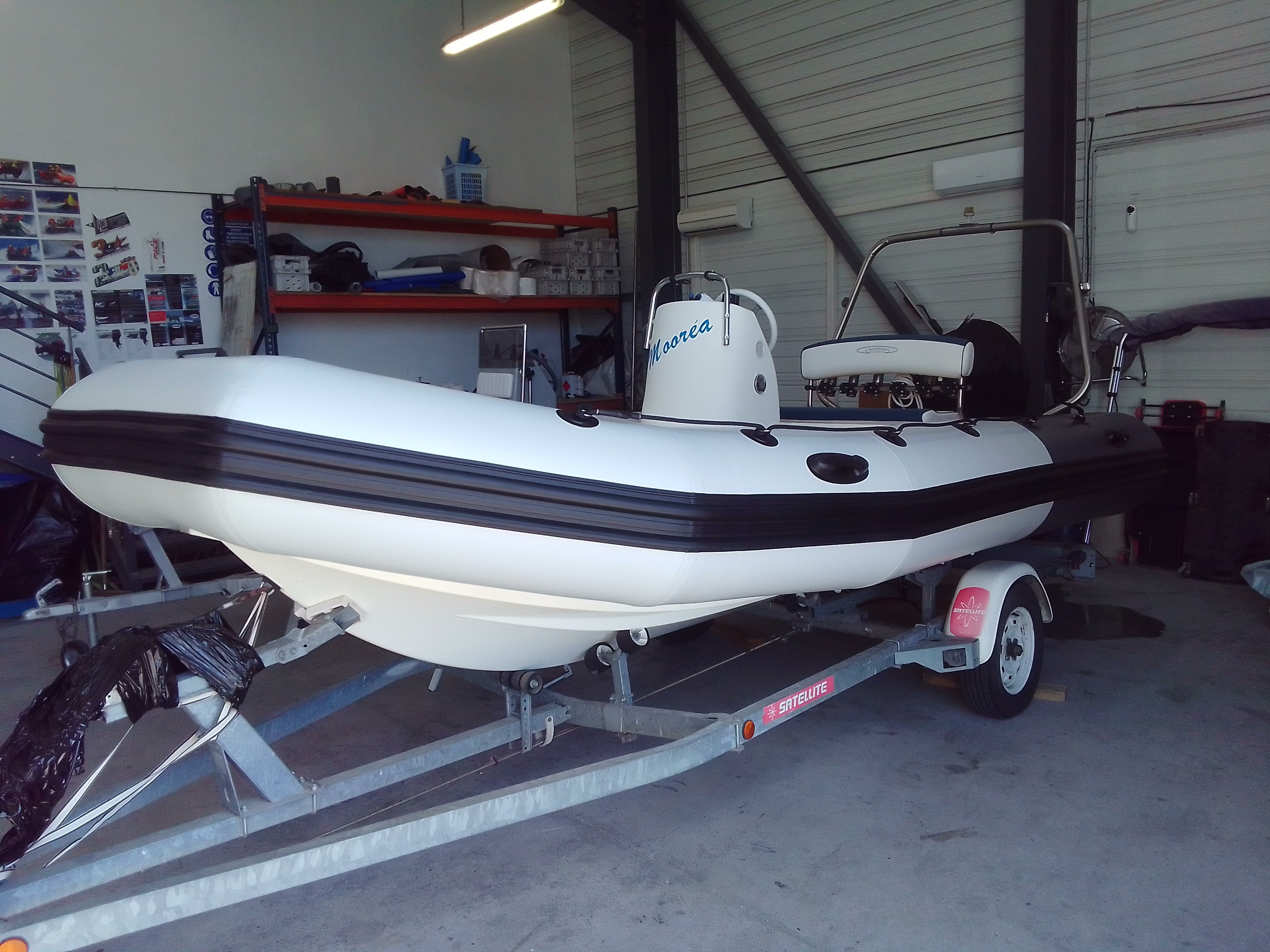 Flotteur sur glissière PVC 1500G pour semi-rigide jusqu'à 7metres50