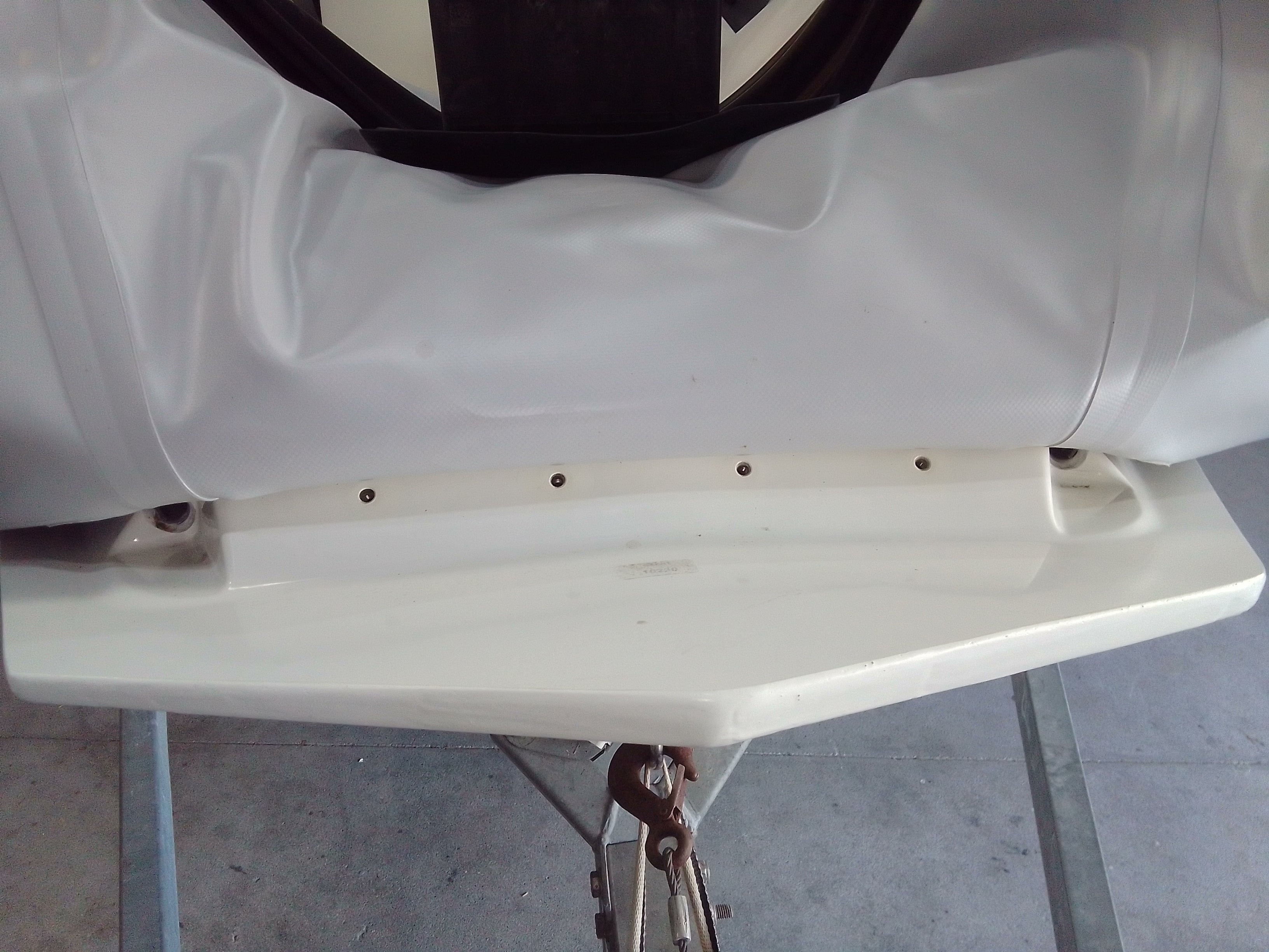 Flotteur sur glissière PVC 1500G pour semi-rigide jusqu'à 5metres50