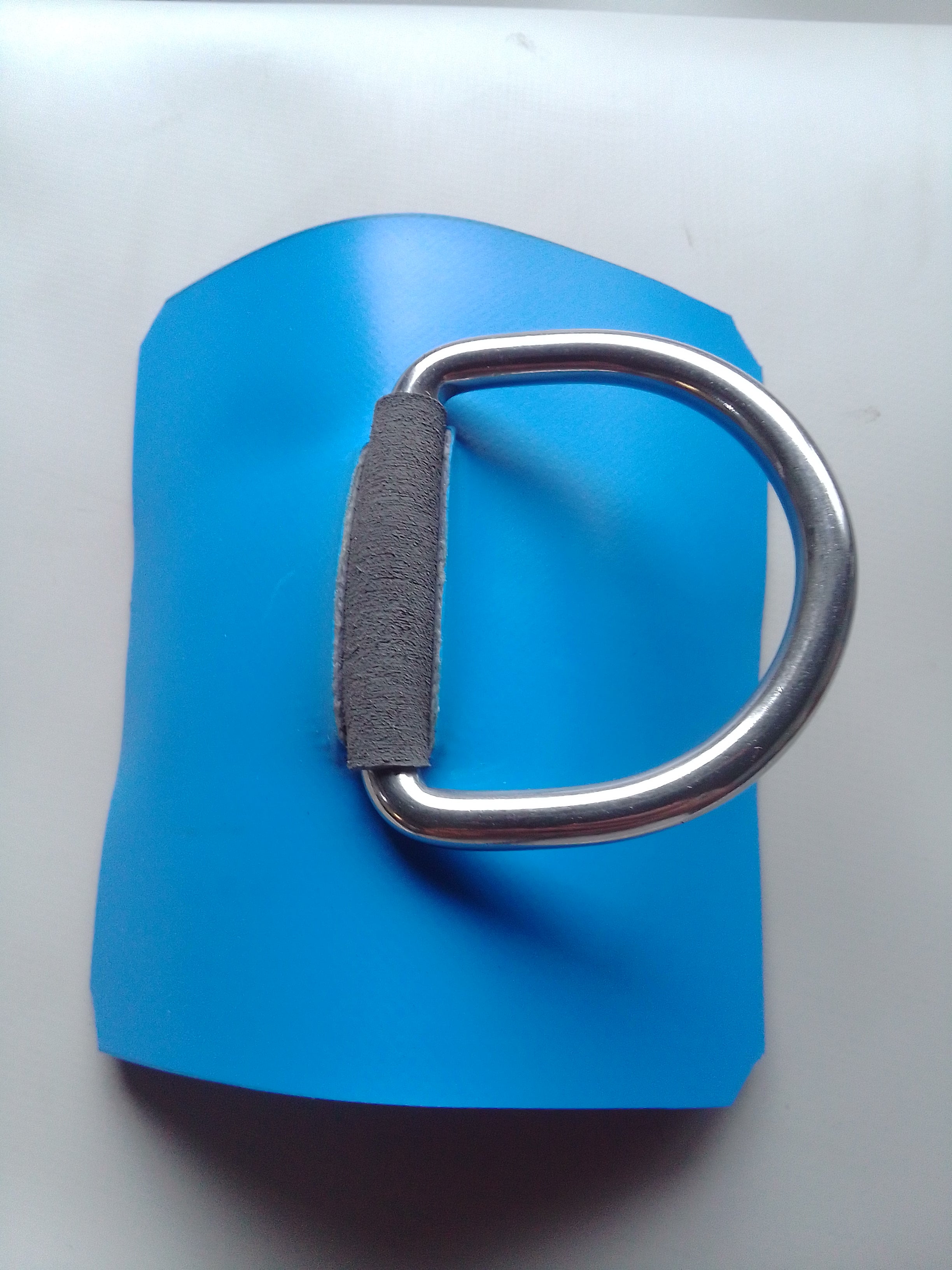 Anneau inox-Tissu Néoprène HYPALON BLEU ORCA-CARRE 10cmX10cm