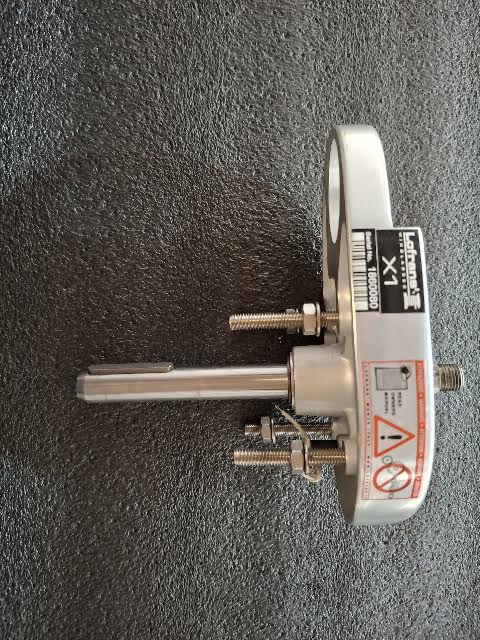 Base alu pour guindeau Lofrans x1 sans poupée ref 631210